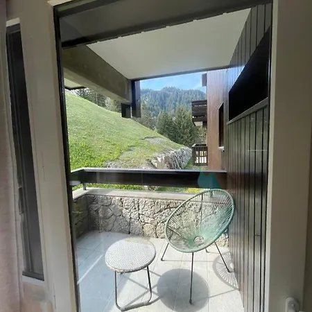 Le Lihamwood Apartmán *